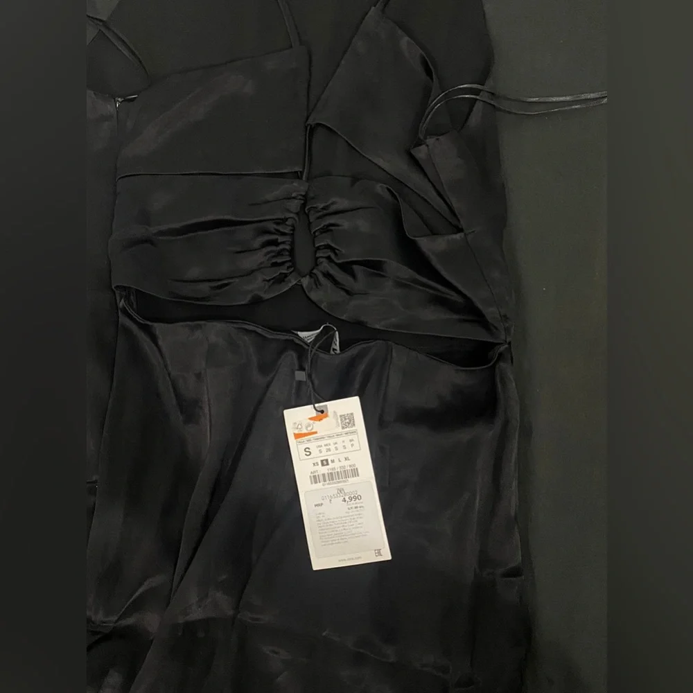 Zara jumpsuit. New with tag.  Size small - Picture 3 of 4